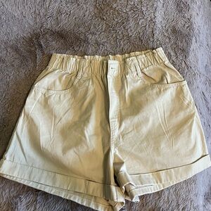 H&M Cream Women's Cargo Shorts